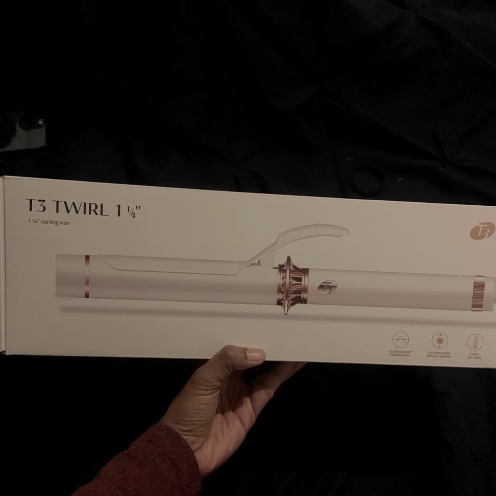 T3 Twirl 360 Curling Iron